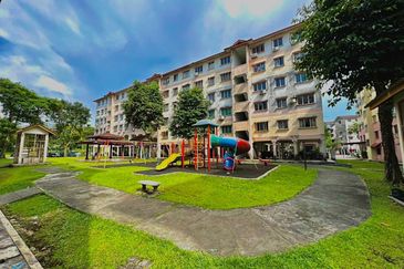 Gugusan Teratai, Seksyen 6 Kota Damansara