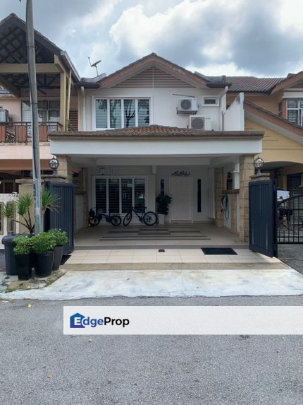 1 unit intermediate 2-Storey terraced house @Taman Ukay Bistari, Ampang, Selangor, Ampang