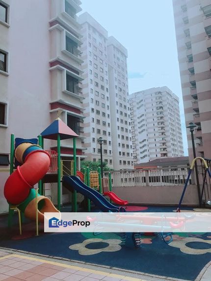 Pelangi ASTANA Condominium , Selangor, Bandar Utama