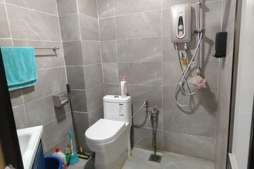 Pangsapuri Seroja Bukit Jelutong