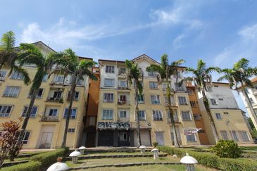 Pangsapuri Seroja Bukit Jelutong