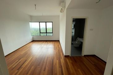 Renai Jelutong Residences