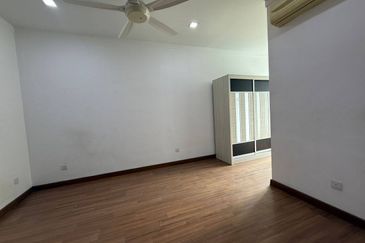 USJ Avenue @ USJ Heights