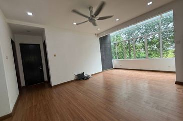 USJ Avenue @ USJ Heights