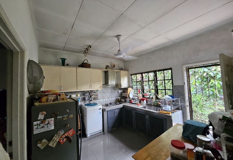 Seksyen 8, Kota Damansara