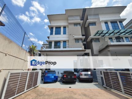 End Lot SEMI D, 3 Storey Jelutong Height, Bukit Jelutong Shah Alam, Selangor, Shah Alam
