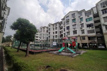 Subang Perdana Goodyear Court 7