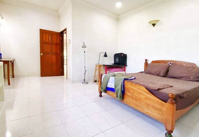 Seksyen 8, Kota Damansara