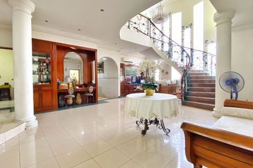 Seksyen 8, Kota Damansara