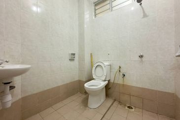 Pangsapuri Seroja Bukit Jelutong