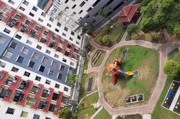 Vista Pinggiran, Taman Pinggiran Putra