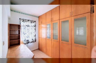 Perdana Exclusive Condominium