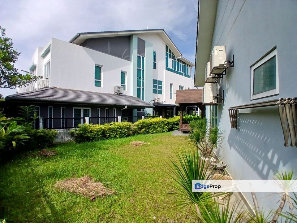  2 1/2 Storey Bungalow Astellia Residence Denai Alam, Selangor, Denai Alam