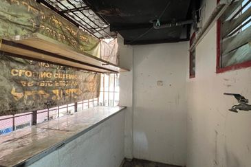 Gugusan Teratai, Seksyen 6 Kota Damansara