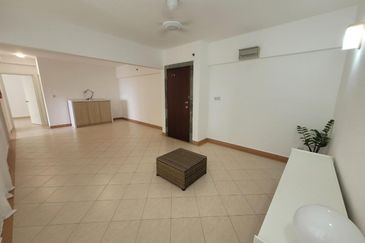 Perdana Exclusive Condominium