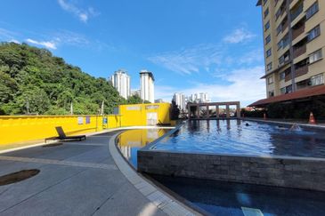 Perdana Exclusive Condominium