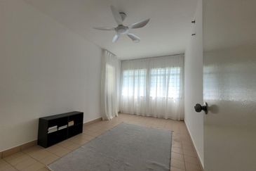 Perdana Exclusive Condominium