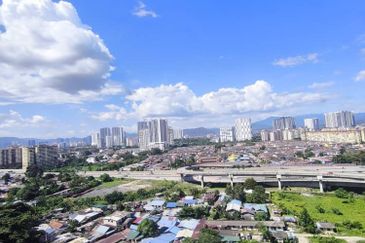 SkyMeridien @ Sentul East