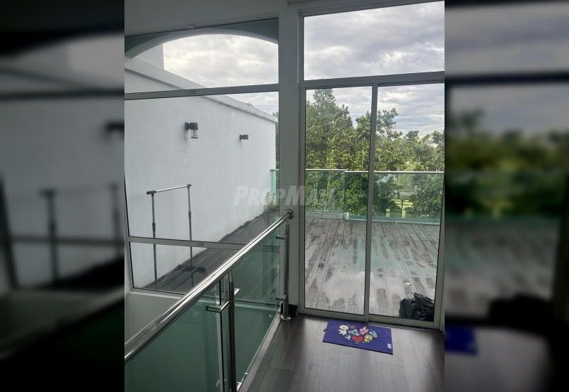 USJ Avenue @ USJ Heights