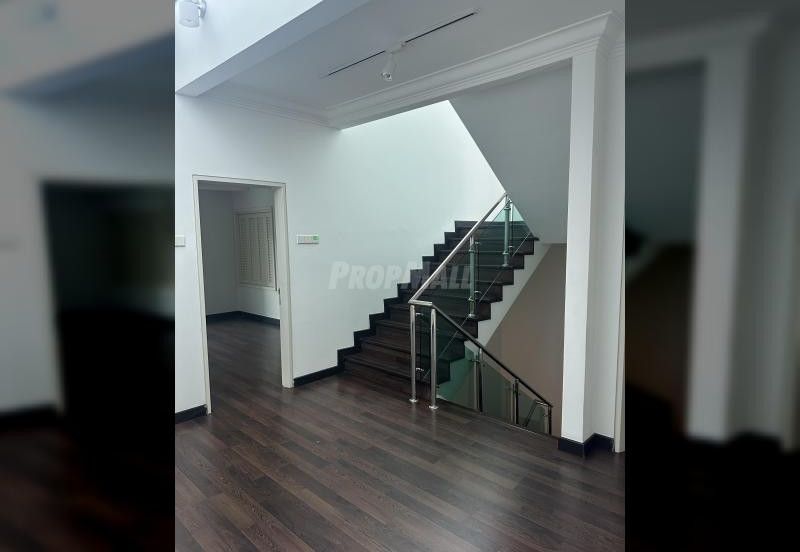 USJ Avenue @ USJ Heights