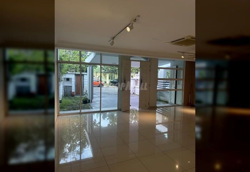 USJ Avenue @ USJ Heights