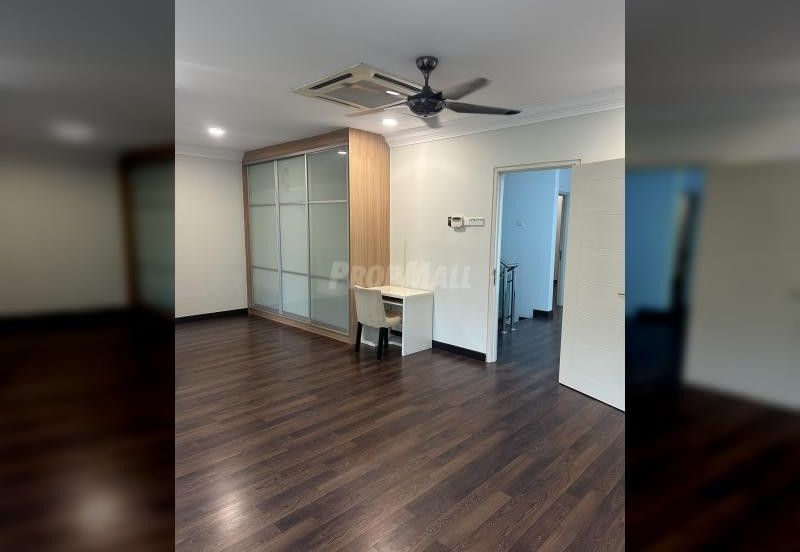 USJ Avenue @ USJ Heights