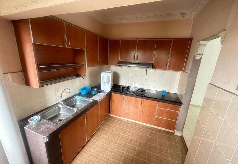 Desa Perangsang Apartments (Block D & E)