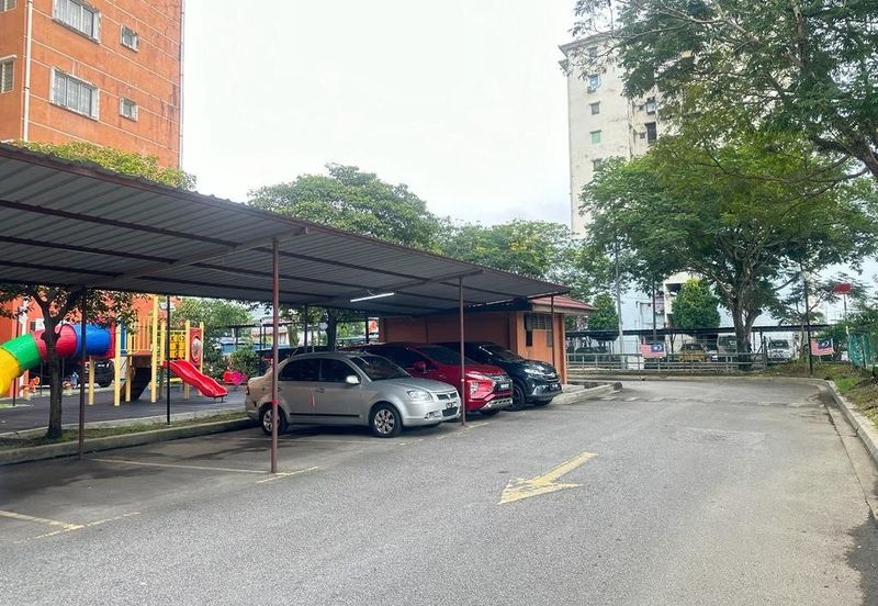 Desa Perangsang Apartments (Block D & E)