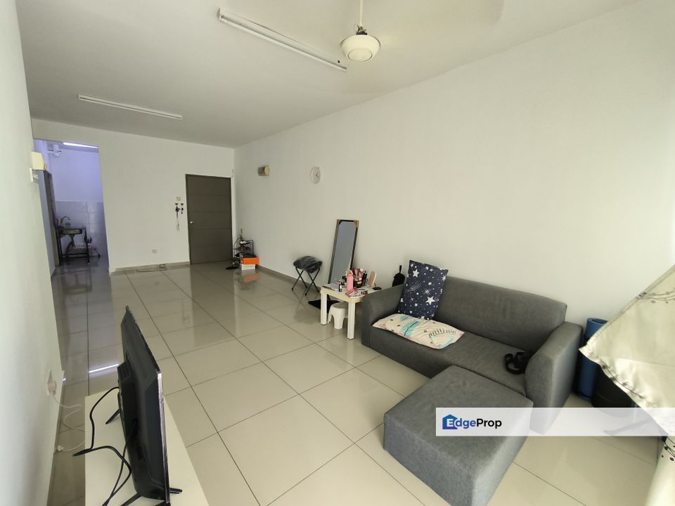 1120 park avenue condo Petaling Jaya facing swimming pool, Selangor, Petaling Jaya