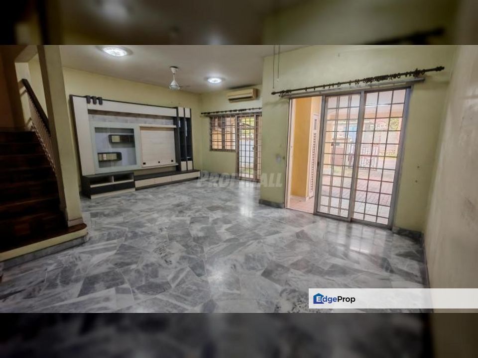 Terrace, Two Storeys, Freehold, Non-Bumi Lot, Intermediate, Selangor, USJ