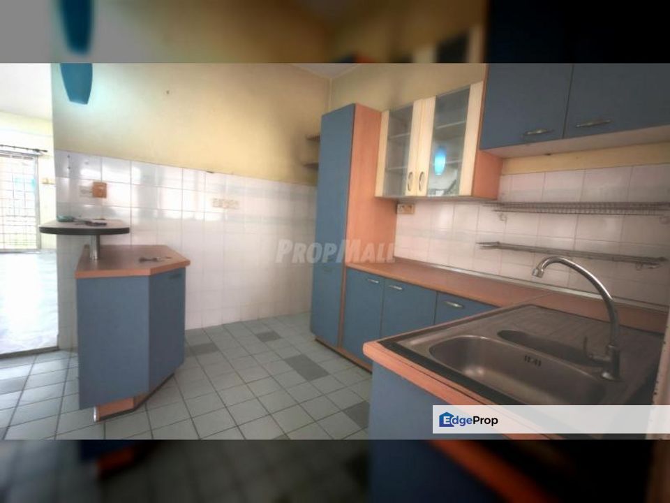 Terrace, Two Storeys, Freehold, Non-Bumi Lot, Intermediate, Selangor, USJ