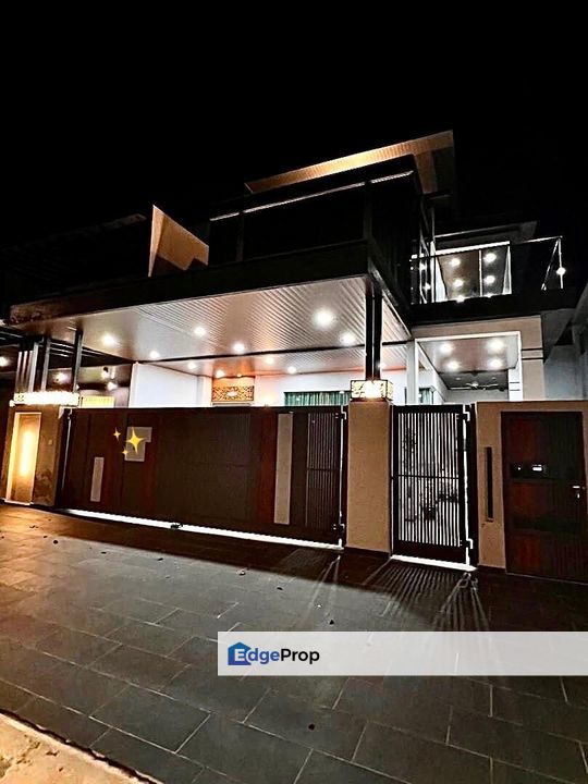 Double storey Semi D , Canary Garden Klang, Selangor, Klang