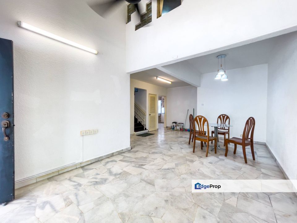 RENOVATED 1.5 STOREY TERRACE HOUSE USJ 6 SUBANG JAYA, Selangor, USJ