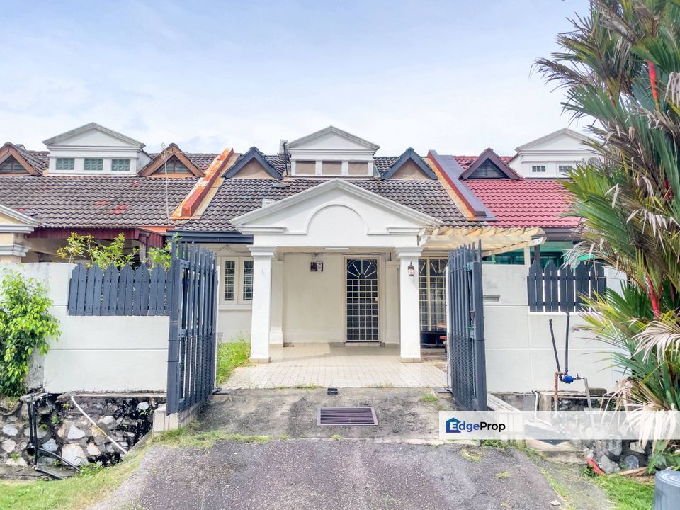 RENOVATED 1.5 STOREY TERRACE HOUSE USJ 6 SUBANG JAYA, Selangor, USJ