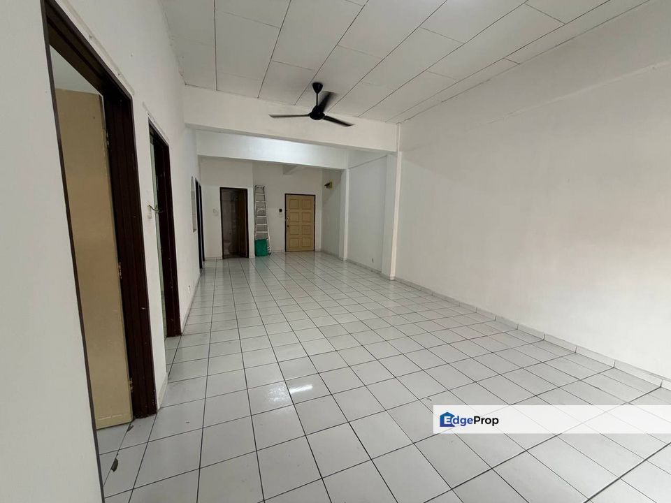  SRI MANJA SQUARE SHOPHOUSE Leasehold Bumi Lot. Vacant, Selangor, Petaling Jaya