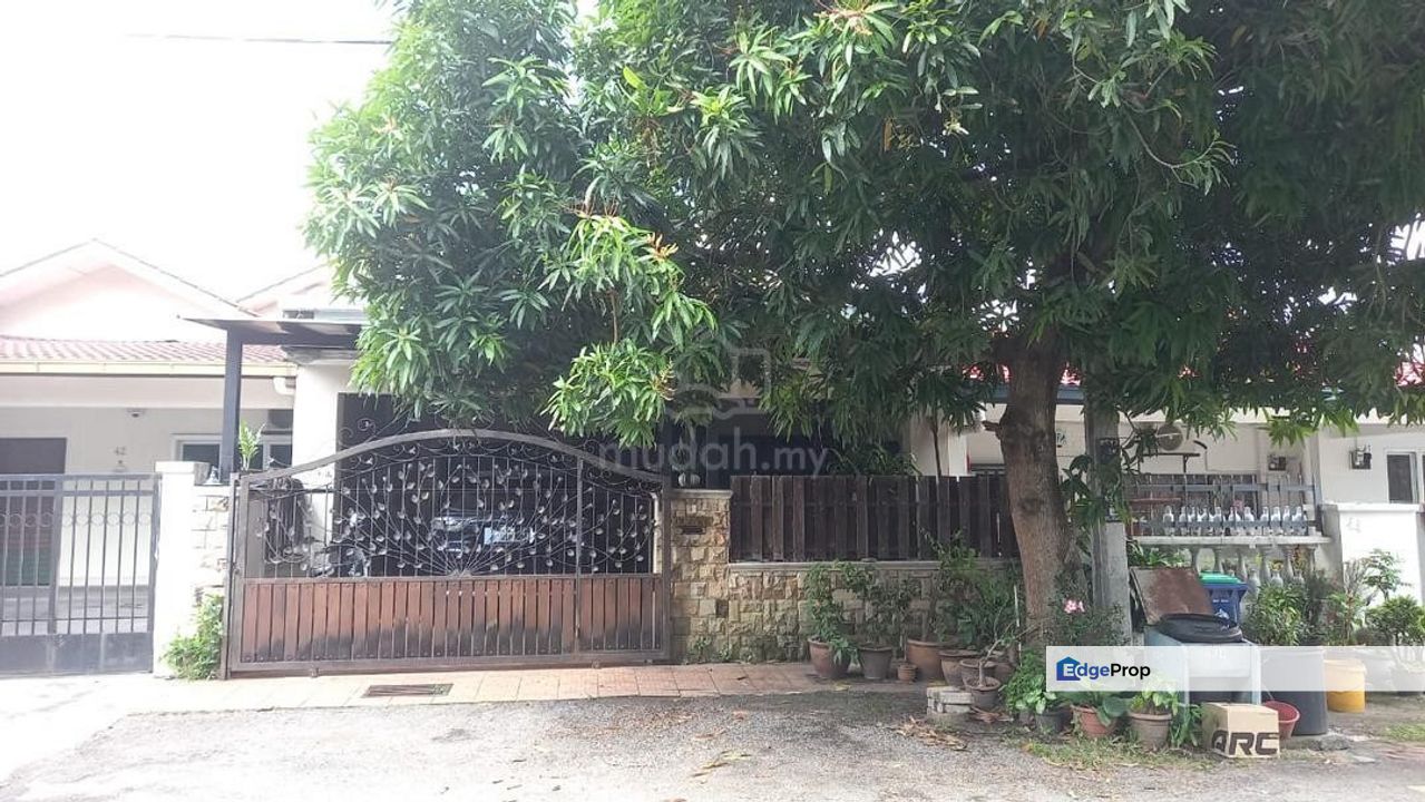  Single storey intermediate SS12 Subang Jaya Fully Renovated, Selangor, Subang Jaya