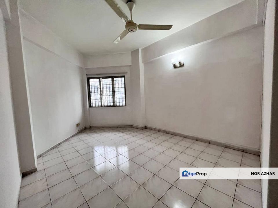 Spacious Size Layout 4 Bedrooms Tiara Kelana Condo SS7, Kelana Jaya. Leasehold Bumi Lot, Selangor, Petaling Jaya