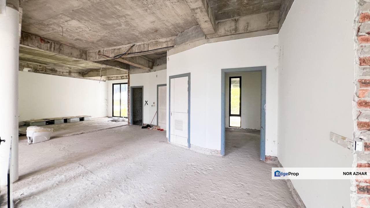 Country Heights Damansara KL Bungalow for sale. Freehold Non Bumi Lot, Kuala Lumpur, Country Heights Damansara