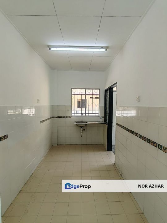 FOR SALE : CARMILA APARTMENT, KOTA DAMANSARA. Leasehold Bumi Lot, Selangor, Kota Damansara