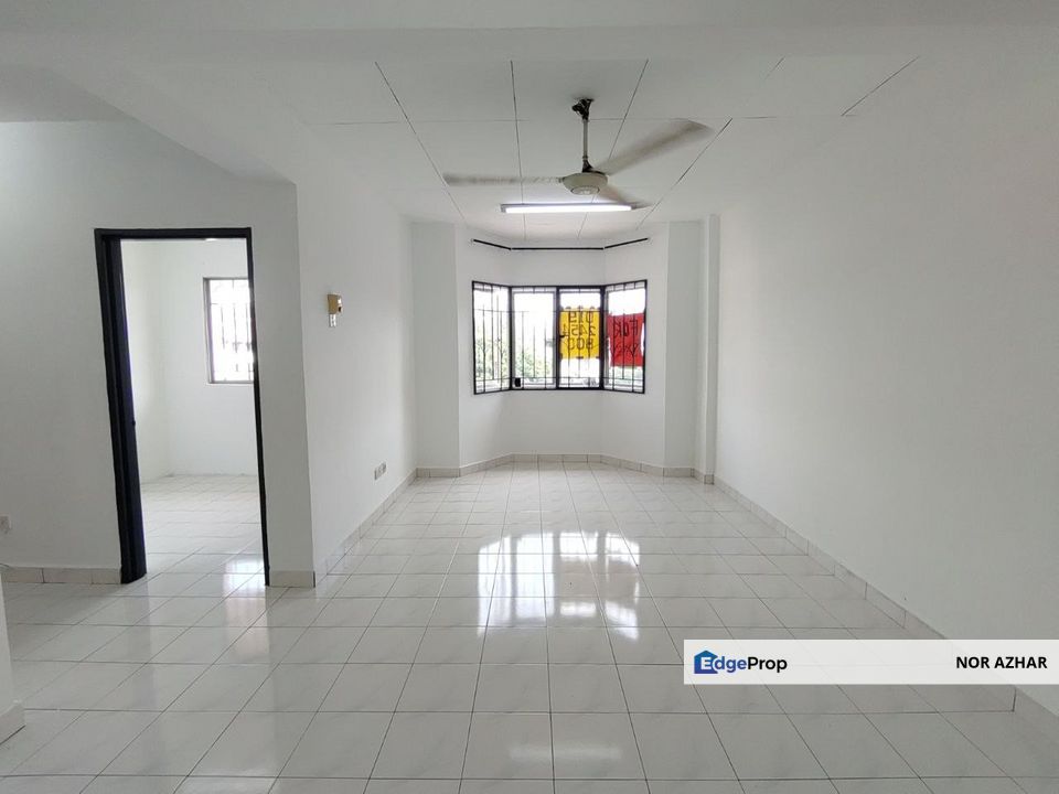FOR SALE : CARMILA APARTMENT, KOTA DAMANSARA. Leasehold Bumi Lot, Selangor, Kota Damansara