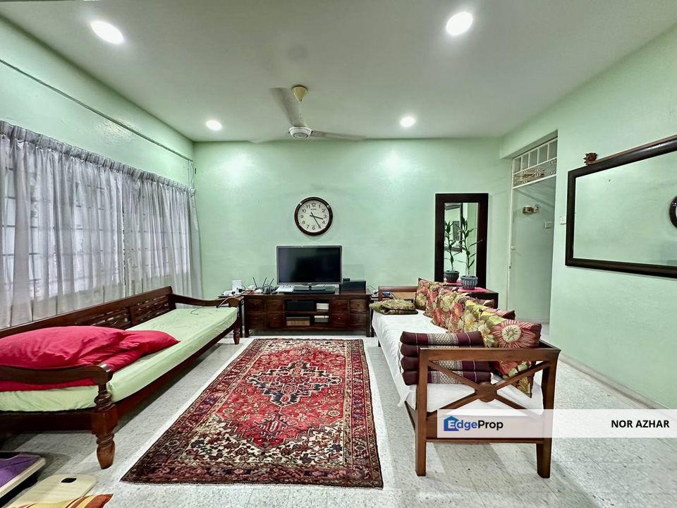 Double Storey Semi Detached House SS5 Kelana Jaya Petaling Jaya. Freehold with consent, Selangor, Kelana Jaya