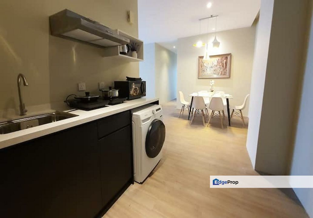  Bangsar Trade Centre Service Residence, Kuala Lumpur, Pantai