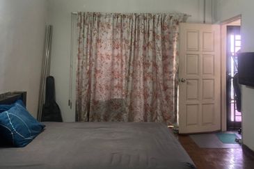 Sri Kinabalu Condominium