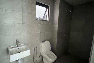 Armani Residence Bukit Lanjan