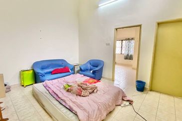 Double Storey Terrace Intermediate Jalan Serambi Bukit Jelutong