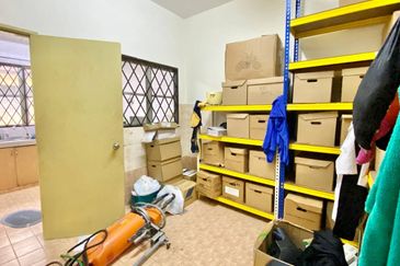 Double Storey Terrace Intermediate Jalan Serambi Bukit Jelutong