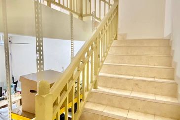 Double Storey Terrace Intermediate Jalan Serambi Bukit Jelutong