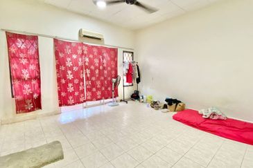 Double Storey Terrace Intermediate Jalan Serambi Bukit Jelutong