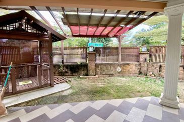 Corner Lot Double Storey Terrace Jalan Serambi Bukit Jelutong