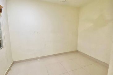 Corner Lot Double Storey Terrace Jalan Serambi Bukit Jelutong